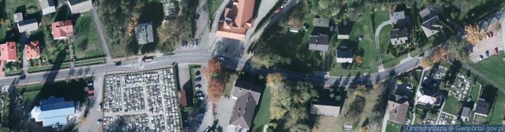 Zdjęcie satelitarne POL Pruchna OSP, Gminne Centrum Integracji Wsi, Pomnik I WŚ