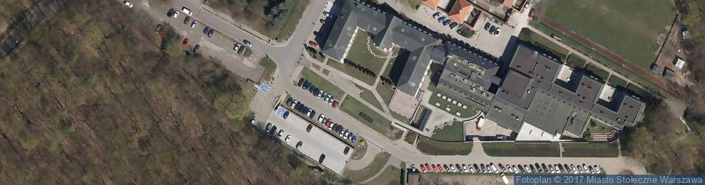 Zdjęcie satelitarne Poland Warsaw UKSW Woycickiego kaplica