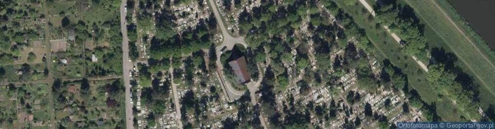 Zdjęcie satelitarne Pomnik AK cm