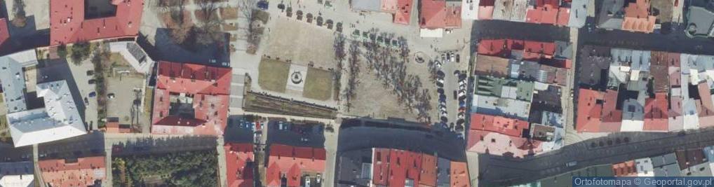 Zdjęcie satelitarne Pomnik-ławeczka Dobrego Wojaka Szwejka