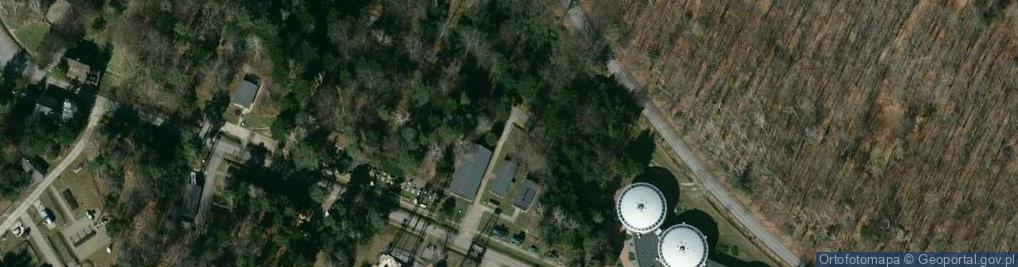 Zdjęcie satelitarne Pomnik pierwszej kopalni ropy naftowej w Bóbrce