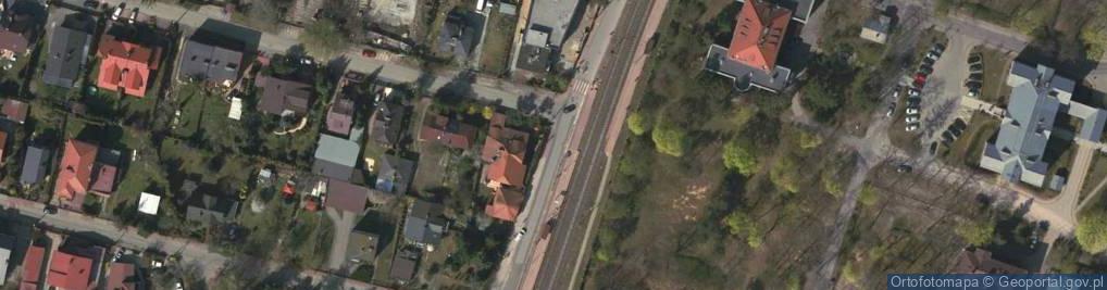 Zdjęcie satelitarne Pruszkow, kosciol Przemienienia Panskiego w Tworkach 1