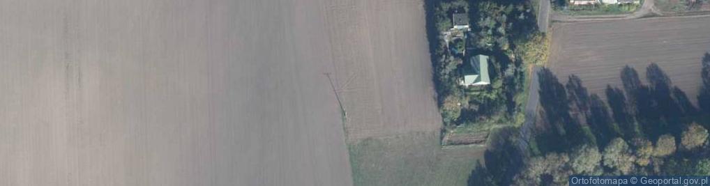 Zdjęcie satelitarne Pucołowo kapliczka