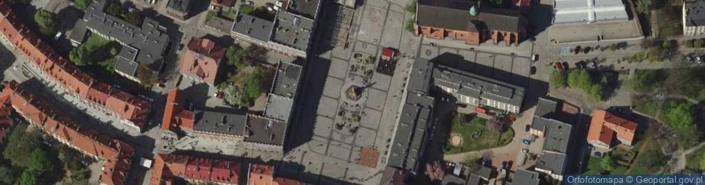 Zdjęcie satelitarne Ratibor-rynek