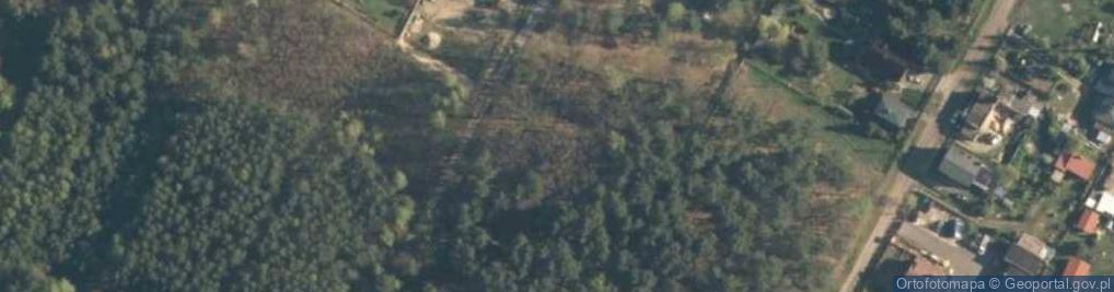 Zdjęcie satelitarne Rosanow cemetery entrance