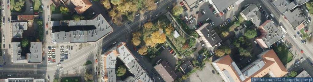 Zdjęcie satelitarne Tablica upamiętniająca Dużą Synagogę w Zabrzu 2