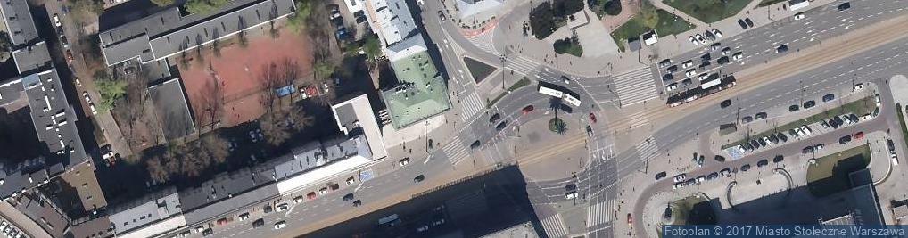 Zdjęcie satelitarne Varšava, Śródmieście, náměstí de Gaulla, autobus