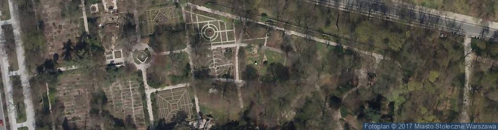 Zdjęcie satelitarne Warsaw Uniwersity Botanical Garden rosarium