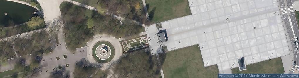 Zdjęcie satelitarne Warszawa-Ogród Saski fontanna