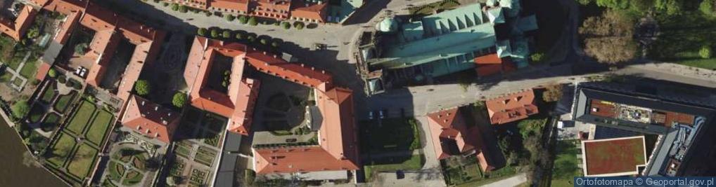 Zdjęcie satelitarne Wrocław Cathedral - facade