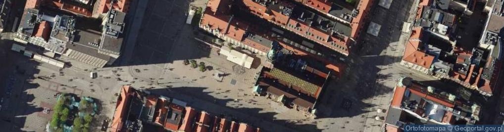 Zdjęcie satelitarne Wroclaw ratusz