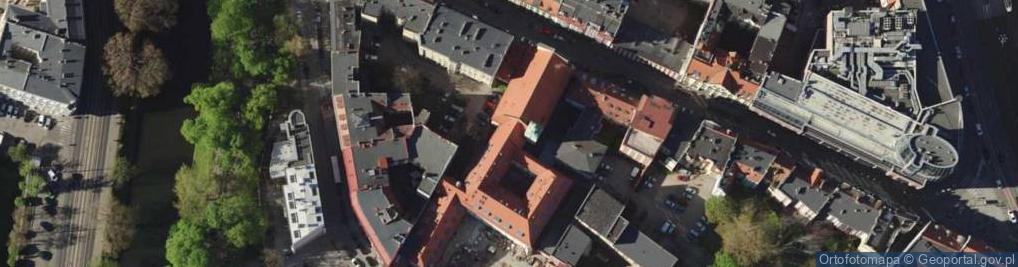 Zdjęcie satelitarne Wroclaw ulSwAntoniego wieza kosciola i wejscie do paulinow