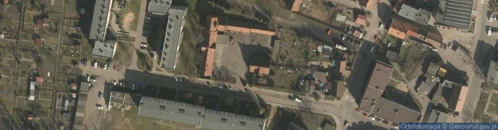 Zdjęcie satelitarne Zmigrod-pałacHatzfeldów