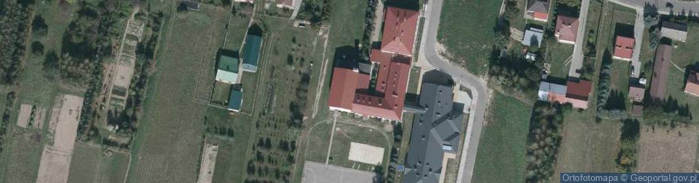 Zdjęcie satelitarne Zespół Szkół i Placówek Oświatowych