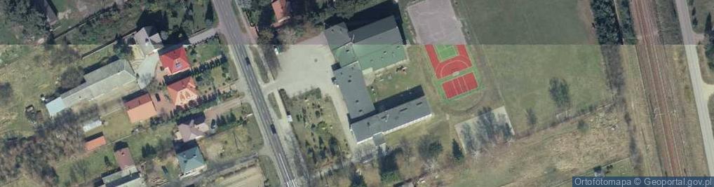 Zdjęcie satelitarne Zespół Szkół i Placówek Oświatowych