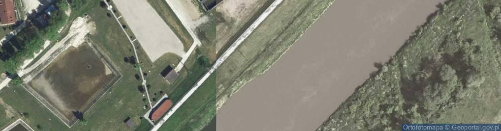 Zdjęcie satelitarne Wodowskaz Bielany- rz. Wisła [L69