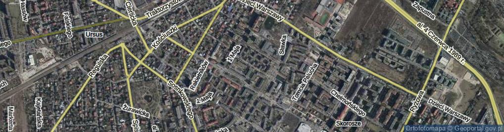 Zdjęcie satelitarne Adamieckiego Karola ul.