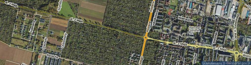 Zdjęcie satelitarne Aleja 3 Maja al.