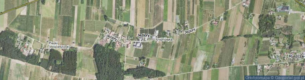 Zdjęcie satelitarne Jeziory ul.