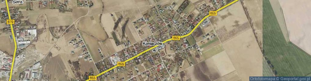 Zdjęcie satelitarne Koniaczów ul.