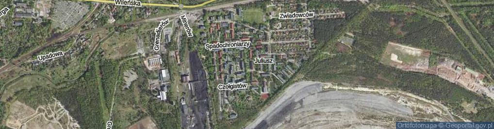 Zdjęcie satelitarne Komandosów ul.