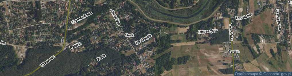 Zdjęcie satelitarne Na Skarpie ul.