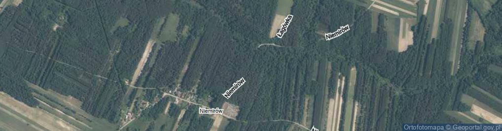 Zdjęcie satelitarne Niemirów ul.