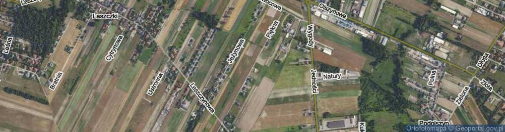 Zdjęcie satelitarne Piękna ul.