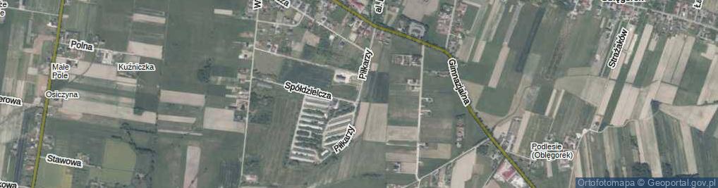 Zdjęcie satelitarne Piłkarzy ul.