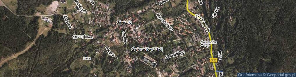 Zdjęcie satelitarne Piastowska ul.