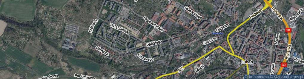 Zdjęcie satelitarne Plac Winiarskiego Jana, ks. pl.