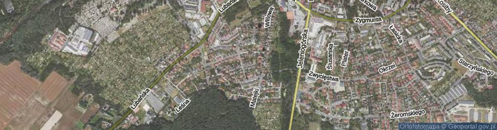 Zdjęcie satelitarne Sucharskiego Henryka, mjr. ul.