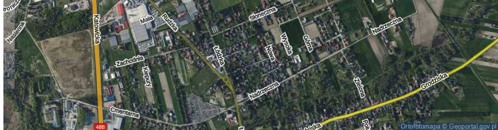 Zdjęcie satelitarne Sucharskiego Henryka, mjr. ul.