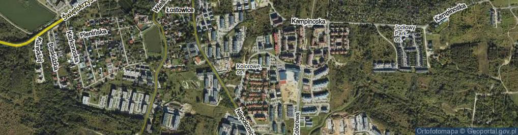 Zdjęcie satelitarne Szmaragdowa ul.