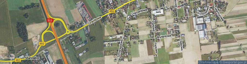 Zdjęcie satelitarne Szmaragdowa ul.