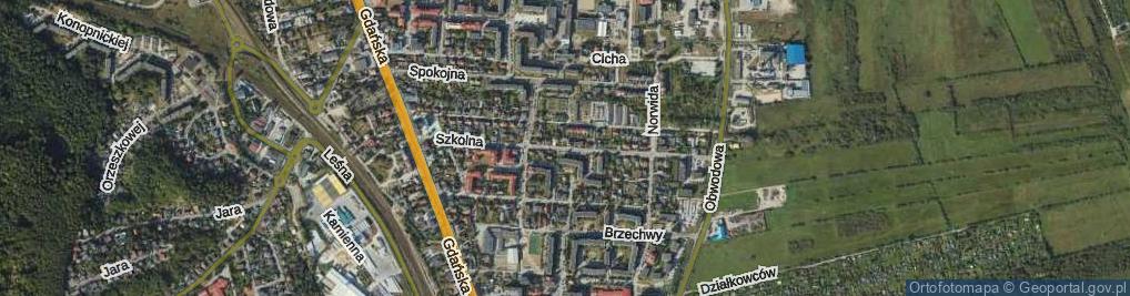 Zdjęcie satelitarne Szkolna ul.
