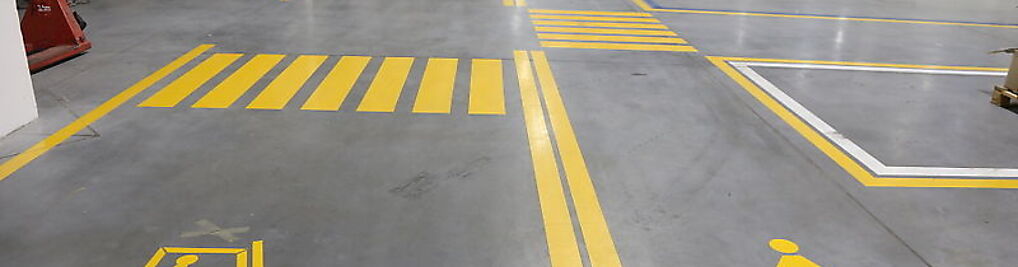 Zdjęcie w galerii Oznakowanie Poziome parkingów, magazynów, hal i fabryk nr 4