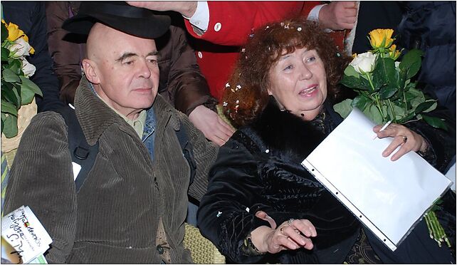2007 FoC, Zofia Merle and Stanisław Tym at the railway station 02 65-019 - Zdjęcia