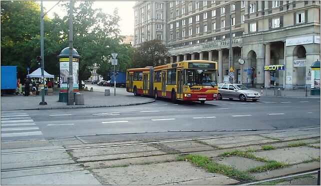 Anielewicza (autobus 111), Andersa Władysława, gen., Warszawa od 00-202 do 00-236 - Zdjęcia