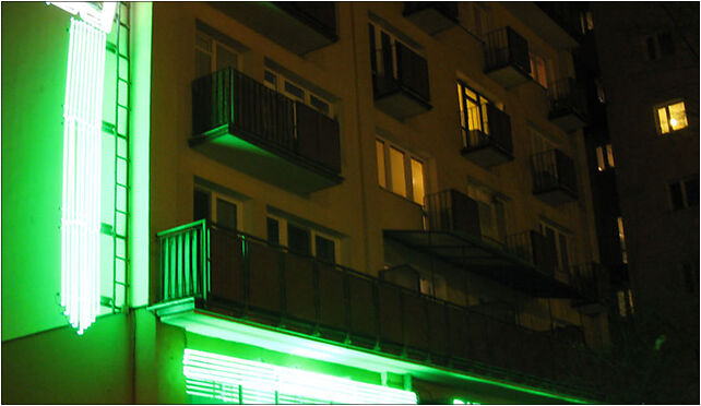 BD5 neon, Grójecka 81/87, Warszawa 02-094 - Zdjęcia