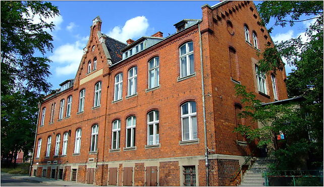Budynek starago szpitala w Pyskowicach, Rynek 28, Pyskowice 44-120 - Zdjęcia