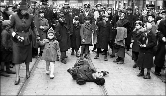 Bundesarchiv Bild 101I-134-0780-10, Polen, Ghetto Warschau,Straßenszene 00-140 - Zdjęcia