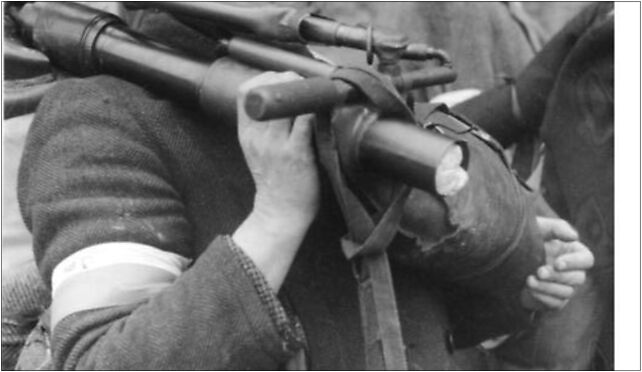 Bundesarchiv Bild 146-1991-003-13, Warschauer Aufstand, bewaffnete Polen 02-009 - Zdjęcia
