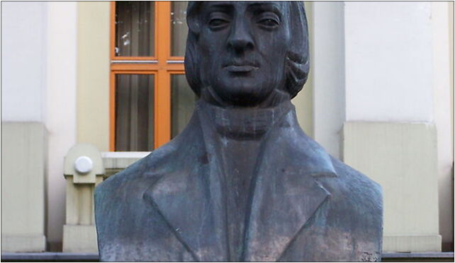 Bytom - Popiersie Fryderyka Chopina 01, Moniuszki Stanisława 24 41-902 - Zdjęcia