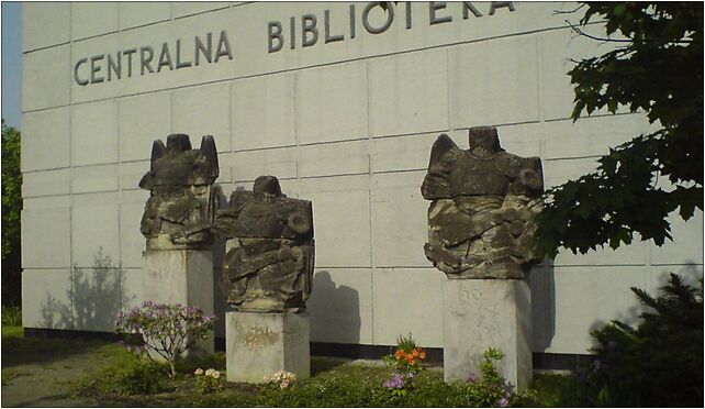 Central Military Library in Warsaw - sculptures, Ostrobramska od 04-026 do 04-193 - Zdjęcia