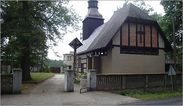 Church in Bińcze (view from east), Bińcze - Zdjęcia