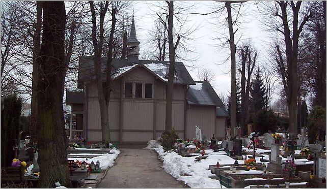 Cmentarz Komunalny w Kłodzku - widok na kaplicę od strony wschodniej 57-300 - Zdjęcia