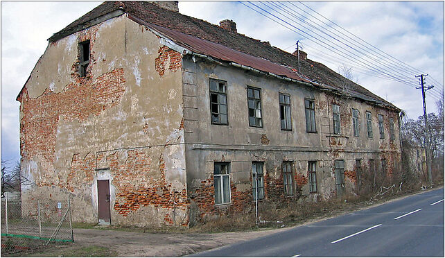 Dobrzyków - dawny magazyn soli, Obrońców Dobrzykowa575 09-522 - Zdjęcia