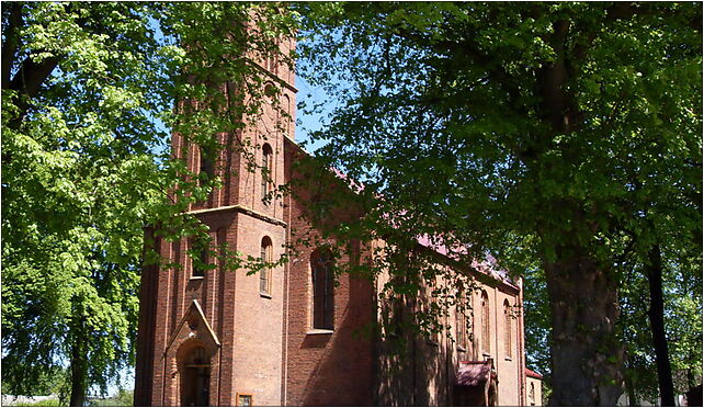 Dygowo - kościół 2, Wolności, pl., Bardy 78-113 - Zdjęcia