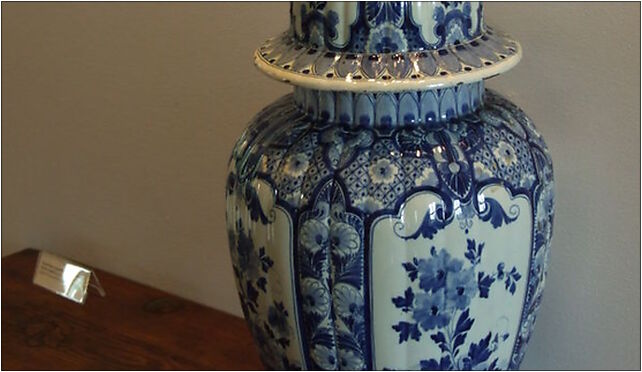 Elbląg, muzeum, porcelánová váza, Zamkowa, Elbląg 82-300 - Zdjęcia